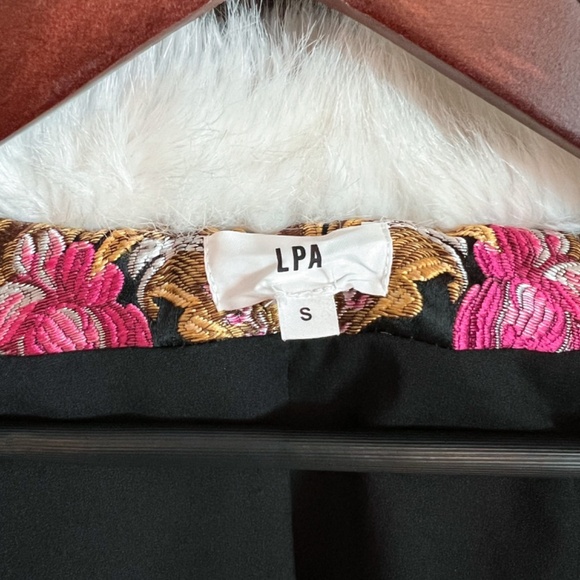 Designer Brocade Fur (Faux) & Satin Jacket w/Gold Hardware, LPA - Picture 6 of 12